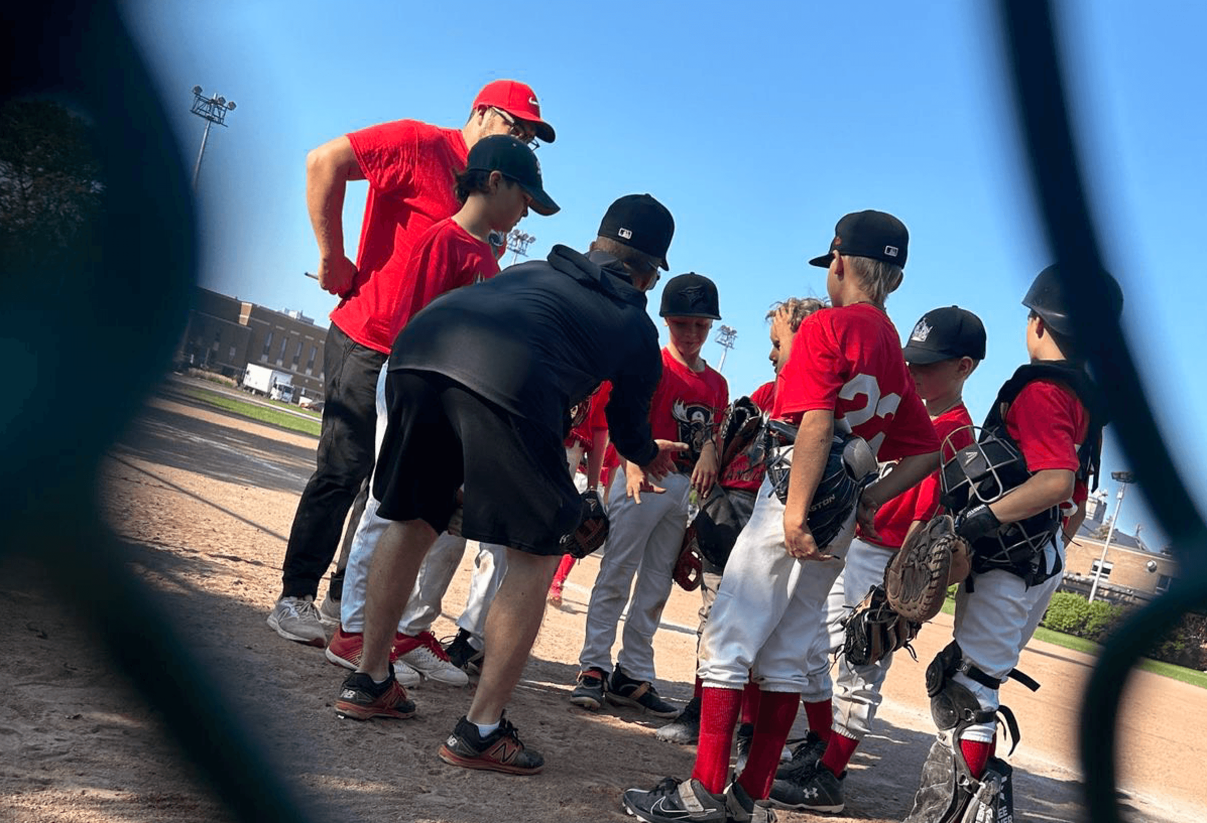 Ottawa Nepean Canucks 10U Triumph Over Montreal Titans 11U in Thrilling 10-9 Victory